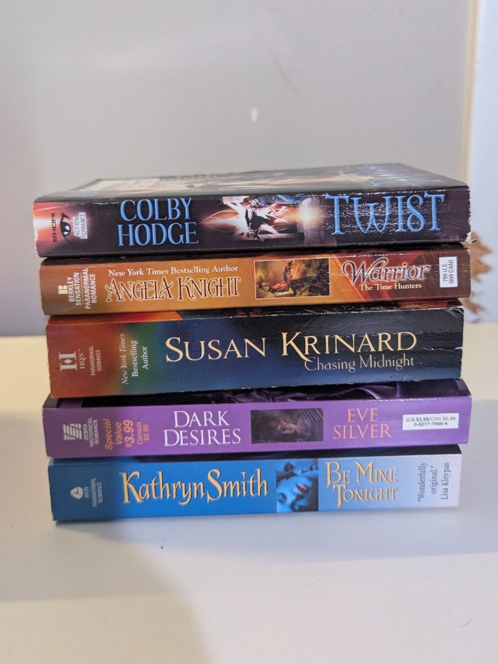 Lot of 5 Mass Market Paperback Paranormal Fantasy Sci-Fi Romance Fiction Novels
